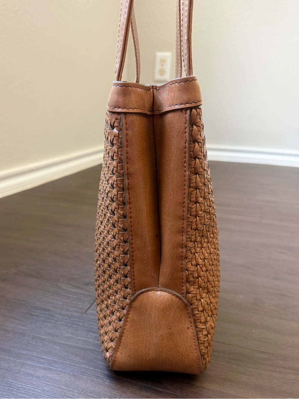 Liz Claiborne Classic Woven Leather Shoulder Bag Basket Weave Brown Purse Vtg - Picture 2 of 13
